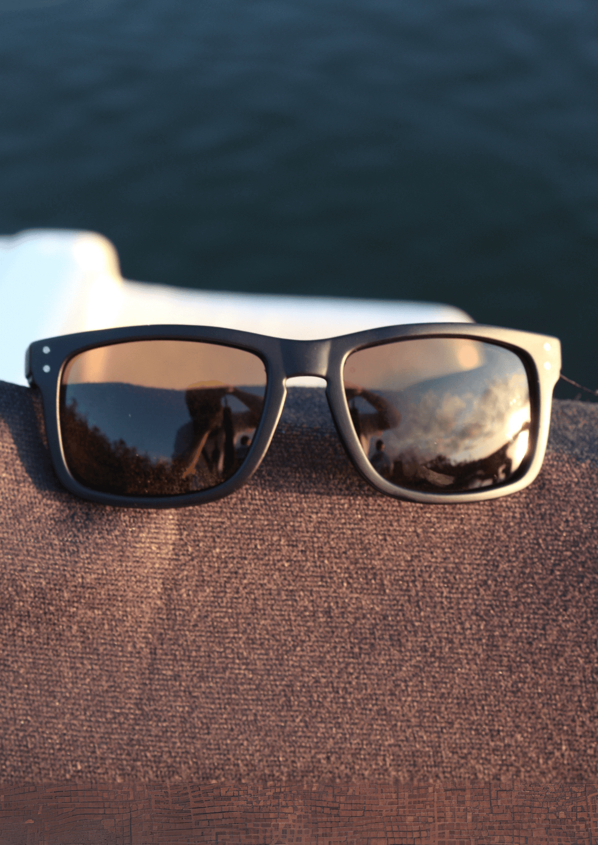 Polarised Floating - MK Cruze Smoke